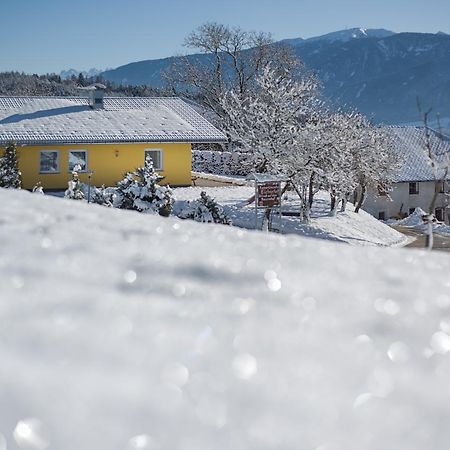 Appartament Eichnerhof 키에네스 외부 사진